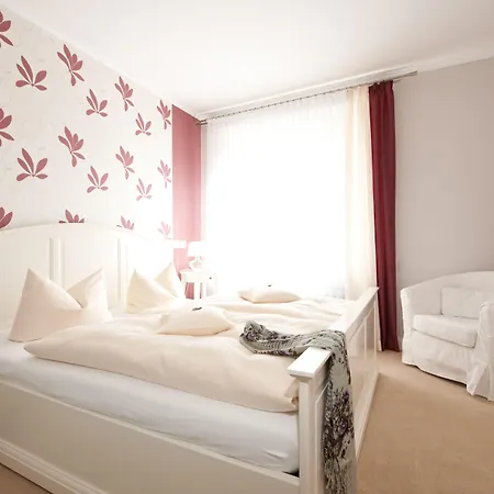 Boutiquehotel Haus Am Walde 3*